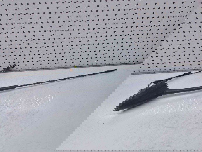 Antena Ford Focus 3 (CB8) [Fabr 2011-2015] AM5T-18828-CB