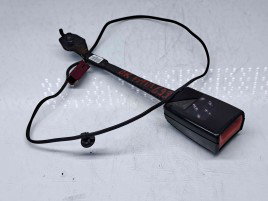 Capsa centura dreapta fata Ford Focus 3 (CB8) [Fabr 2011-2015] BM51-61208-AAW