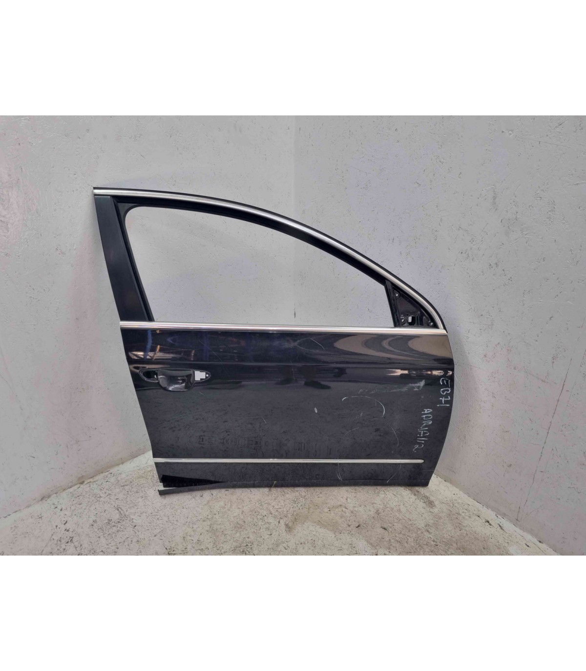 Usa dreapta fata Volkswagen Passat B6 (3C2) [Fabr 2005-2010] LC9X