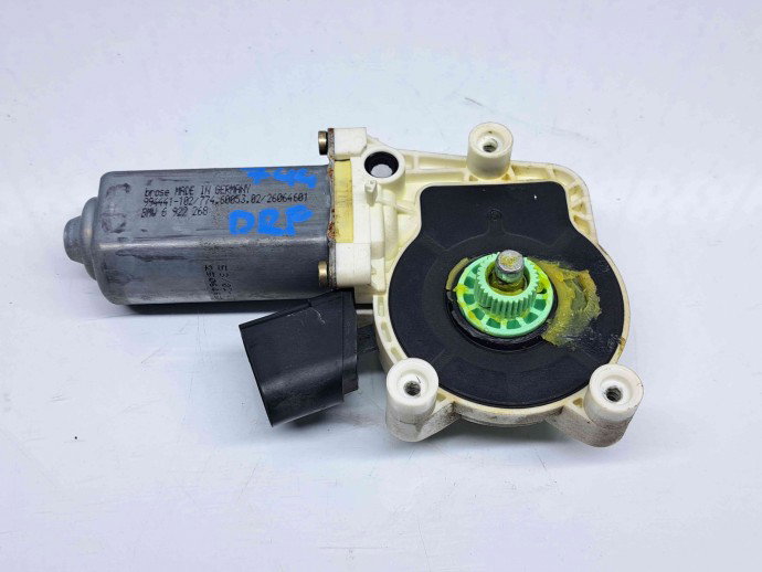Motoras geam dreapta fata Bmw 5 (E60) [Fabr 2004-2010] 6922268