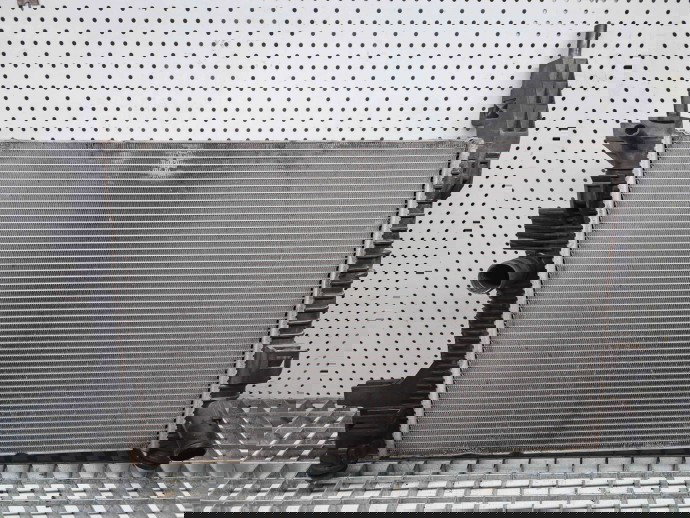 Radiator apa Ford Focus 3 (CB8) [Fabr 2011-2015] BV61-8C342-BC 1.6 TDCI DV6