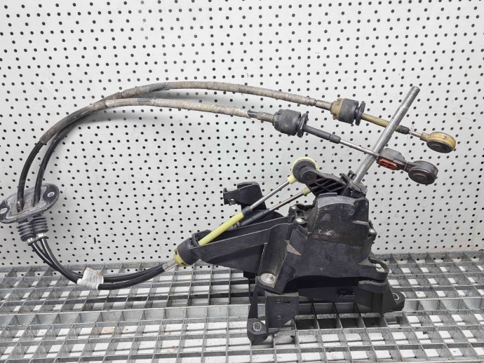 Timonerie Ford Focus 3 (CB8) [Fabr 2011-2015] 3V6R-7C453-DAC 1.6 TDCI DV6 