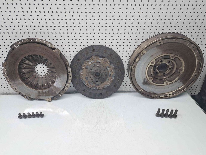 Kit ambreiaj volanta masa dubla Ford Focus 3 (CB8) [Fabr 2011-2015] OEM 1.6 TDCI DV6  85KW / 116CP