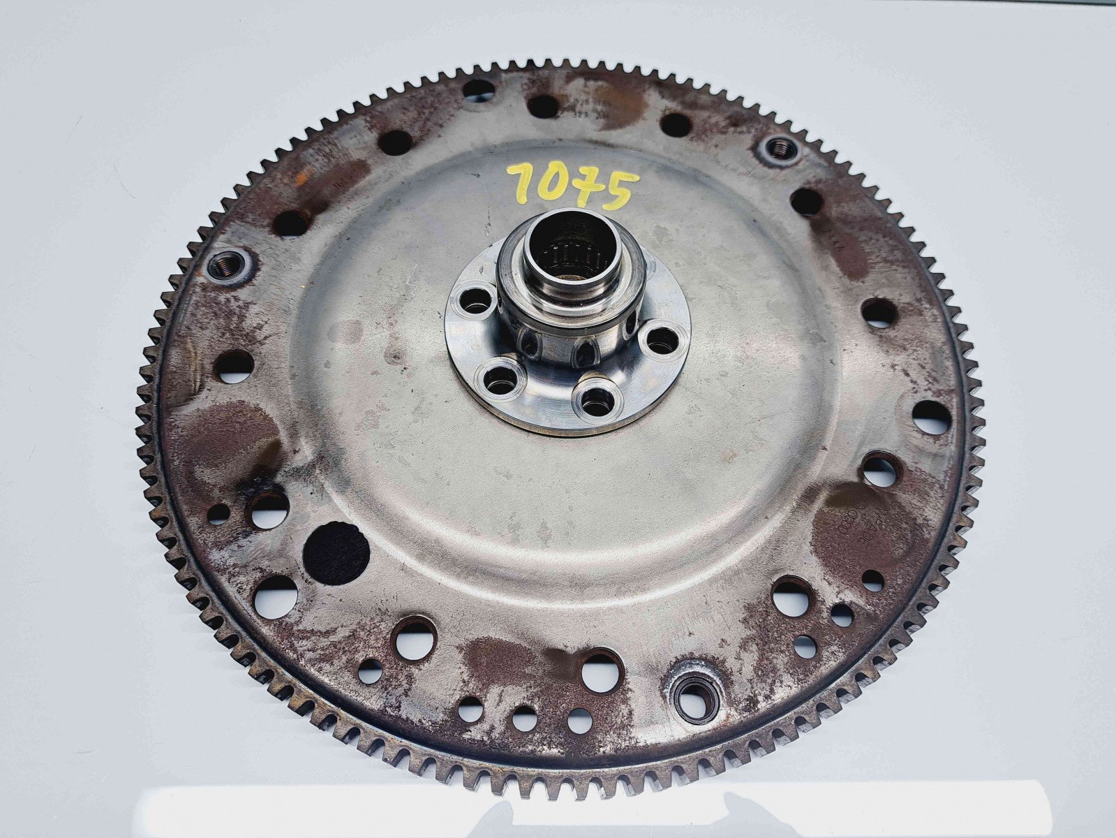 Volanta Audi A4 (8K2, B8) [Fabr 2008-2015] 03G105323AH 2.0 TDI CGLC 130KW / 177CP - imagine 1