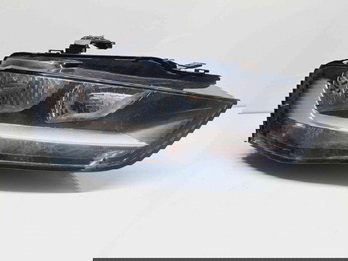  Far dreapta Audi A4 (8K2, B8) [Fabr 2008-2015] 8K0941004AC