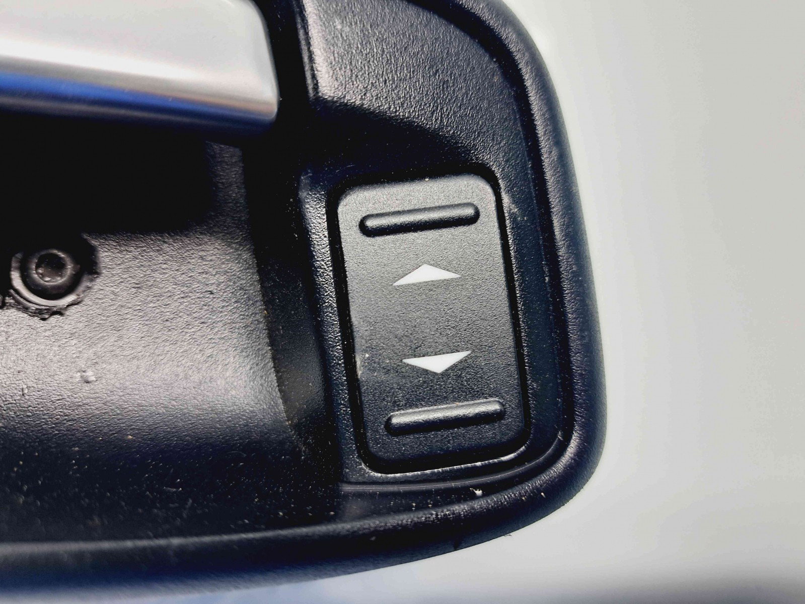 Maner interior dreapta spate Ford Mondeo 4 [Fabr 2007-2015] 6M21-U22600-AB - imagine 6