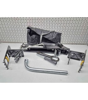 Kit roata de rezerva + cric Volkswagen Tiguan (5N) [Fabr 2007-2016] OEM