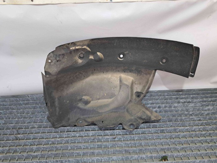 Carenaj roata dreapta fata Renault Megane 2 [Fabr 2002-2008] 8200365694