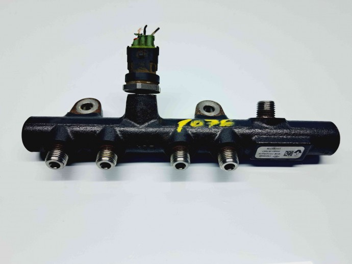 Rampa injectoare Dacia Logan 2 [Fabr 2012-prezent] H8201157327 1.5 DCI K9K626  