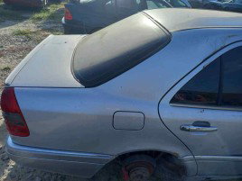 Aripa dreapta spate Mercedes C220 W202 2.2 CDI OEM 1993-2000