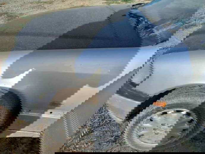 Aripa stanga fata Mercedes C220 W202 2.2 CDI OEM 1993-2000