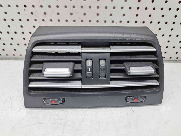 Grila aerisire spate Bmw 7 (F01, F02) [Fabr 2008-2015] 9118249