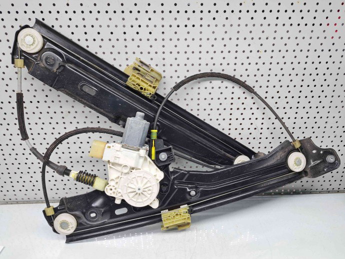 Macara electrica geam stanga fata 7 (F01, F02) [Fabr 2008-2015] 7182085