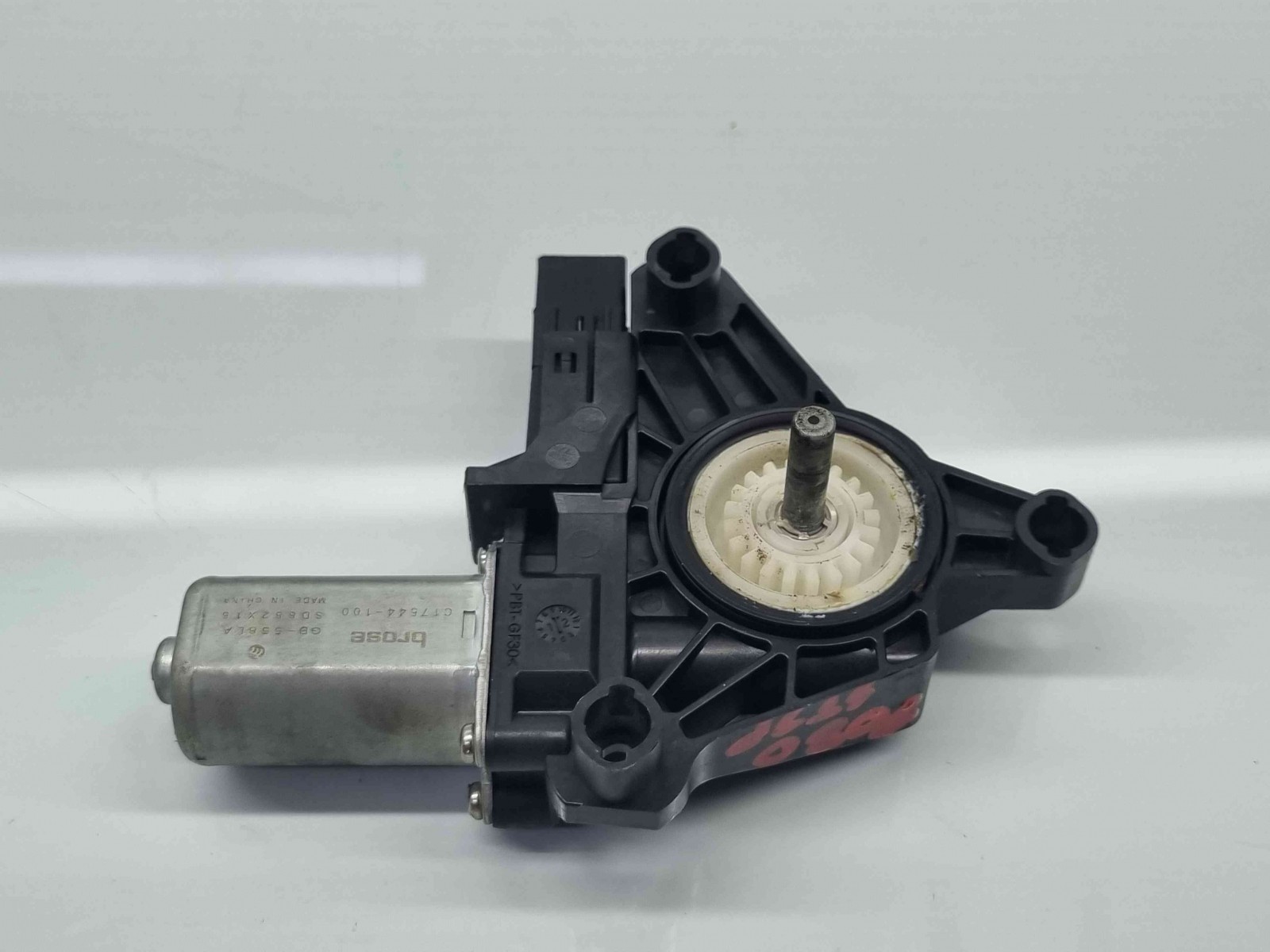 Motoras geam stanga spate Volvo V40 [Fabr 2013-2019] OEM - imagine 1