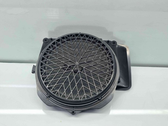  Subwoofer Audi A4 (8K2, B8) [Fabr 2008-2015] A1908013
