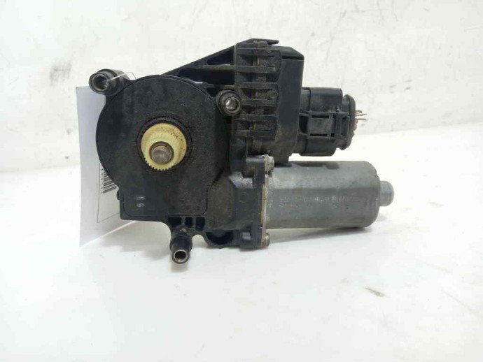 Motoras macara dreapta fata Audi A6 C5 2.0 TDI OEM 1997-2005