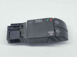  Comenzi volan Dacia Duster [fabr 2010-2017] 255522448R