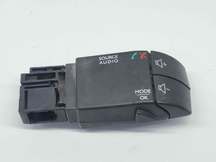  Comenzi volan Dacia Duster [fabr 2010-2017] 255522448R