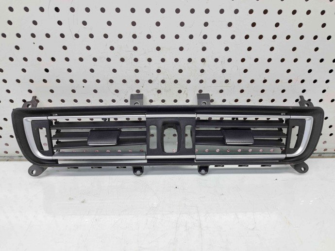 Grila aerisire centrala Bmw 7 (F01, F02) [Fabr 2008-2015] OEM