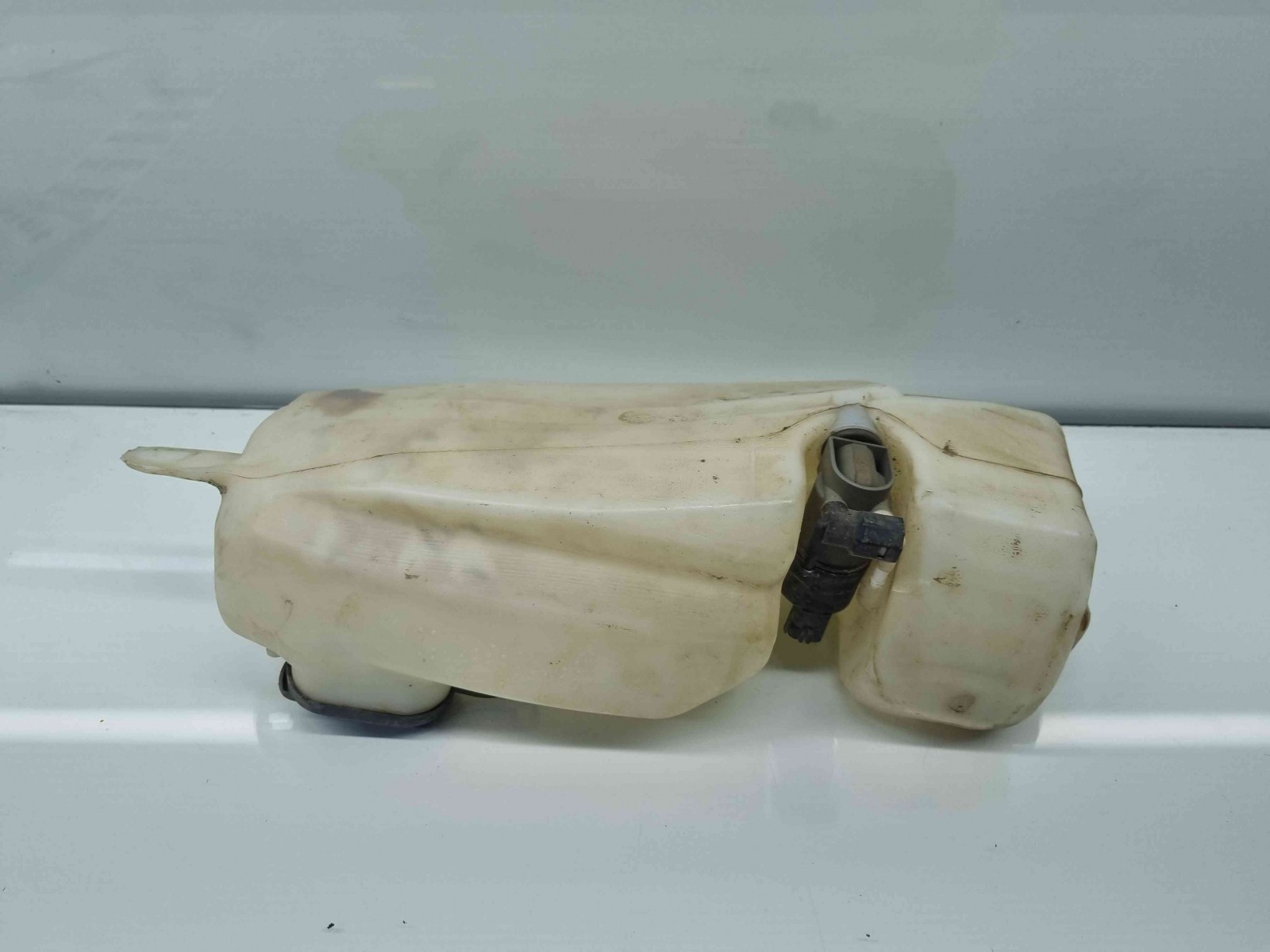 Vas lichid parbriz Dacia Duster [fabr 2010-2017] 8200210002 - imagine 4