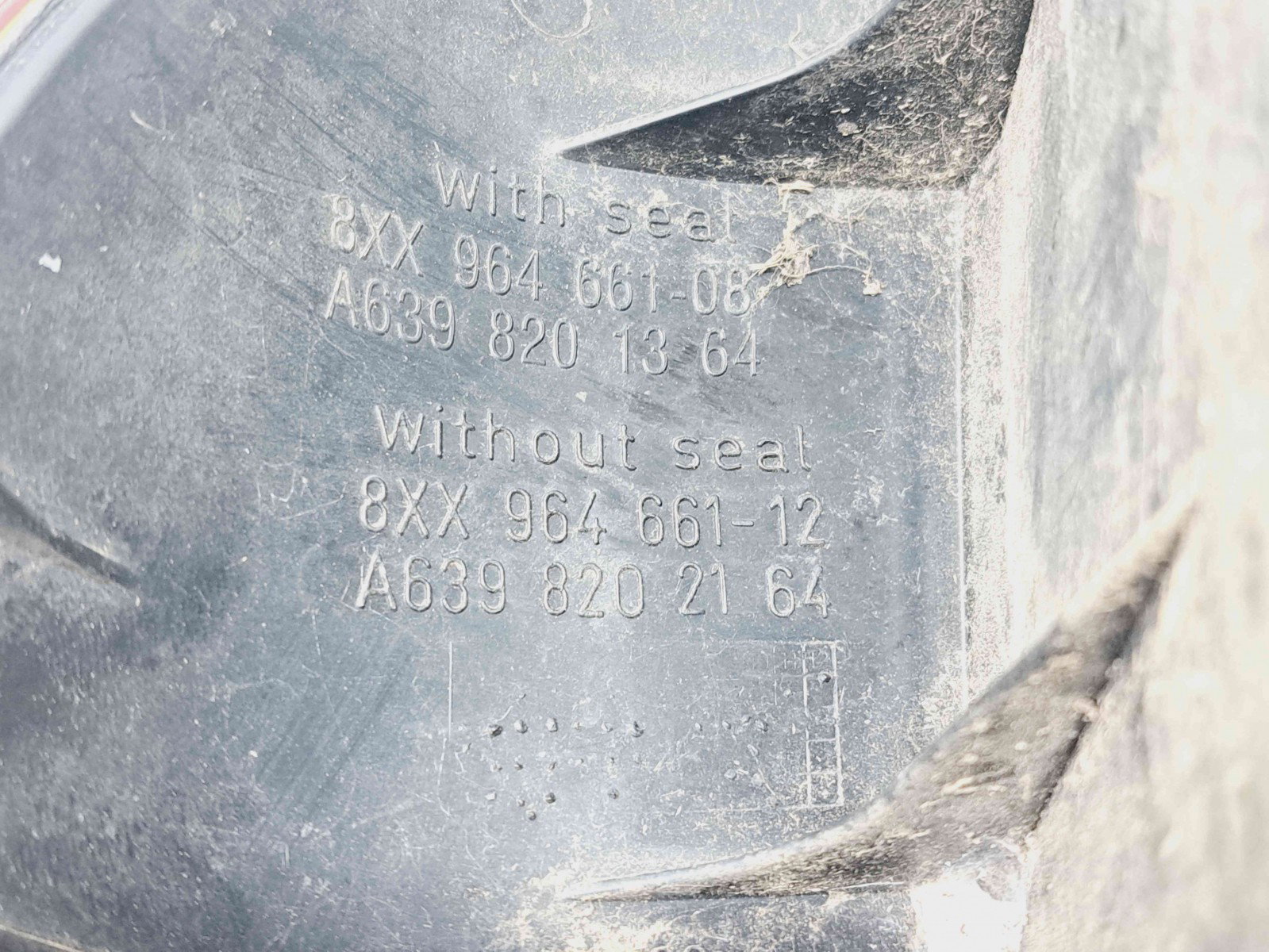 Ornament portbagaj Mercedes Vito Autobus (W639) [Fabr 2003-2014] A6398201364 - imagine 3