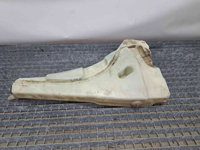 Vas lichid parbriz Volkswagen Touareg (7LA, 7L6) [Fabr 2003-2010] 7L0955453F