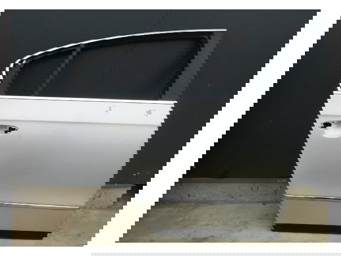 Usa dreapta spate Volkswagen Passat B6 1.9 BXE OEM 2005-2010