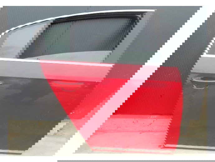 Usa dreapta spate Volkswagen Passat B7 2.0 TDI OEM 2010-2014