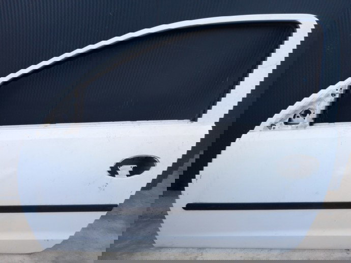 Usa stanga fata Opel Corsa C 1.3 CDTI OEM 2000-2005