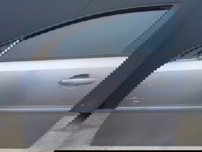 Usa stanga fata Opel Vectra C 1.9 Z19DT OEM 2003-2008