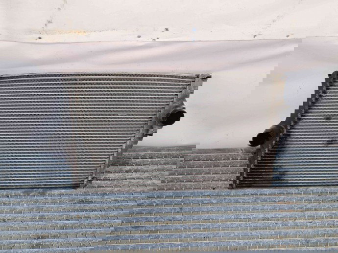 Radiator intercooler Volvo XC90 [Fabr 2002-2014] 989341Q 2.4 D5244T4