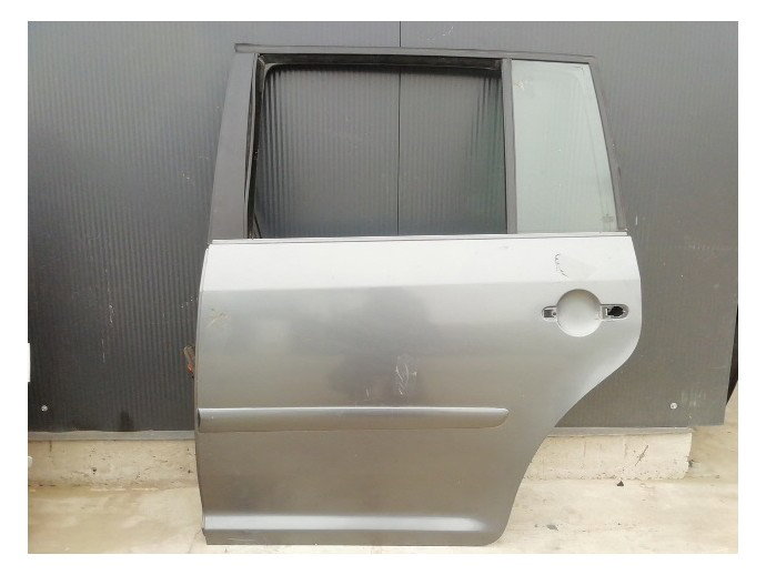 Usa stanga spate Volkswagen Touran 1.9 OEM 2003-2010
