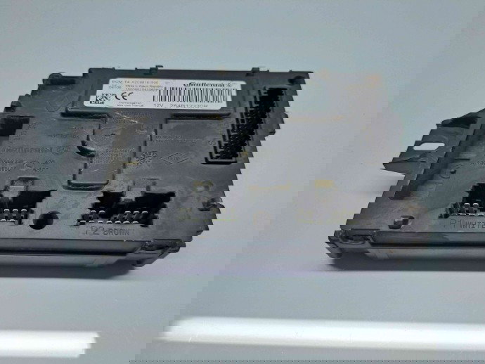  Modul confort Dacia Duster [fabr 2010-2017] 284B12330R / A2C86181500