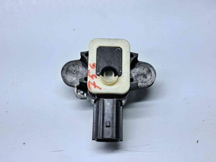 Senzor impact Audi A6 Avant (4F5, C6) [Fabr 2005-2010] 4F0955557B