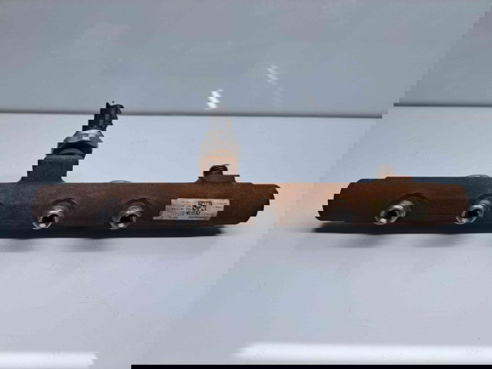 Rampa injectoare Dacia Duster [fabr 2010-2017] 8200704217 1.5 DCI K9K858  1.5 DCI K9K858 80KW / 109CP