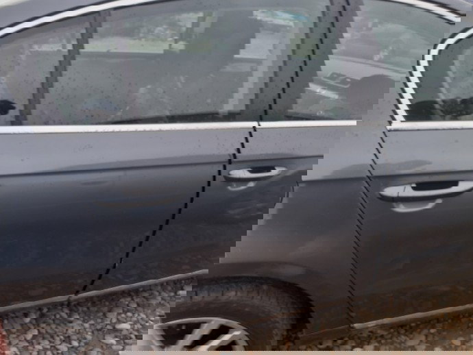 Usa dreapta spate Volkswagen Passat B7 2.0 CFFB LK7X 2010-2014