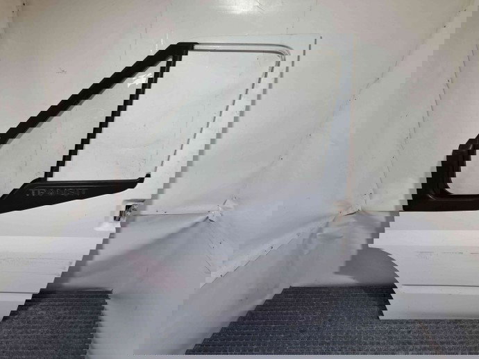 Usa stanga fata Ford Transit [Fabr 2006-2013] FROZEN WHITE
