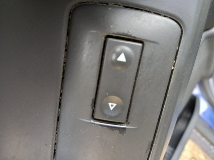 Buton geam electric stanga fata Opel Vectra C 3.0 CDTI OEM 2003-2008