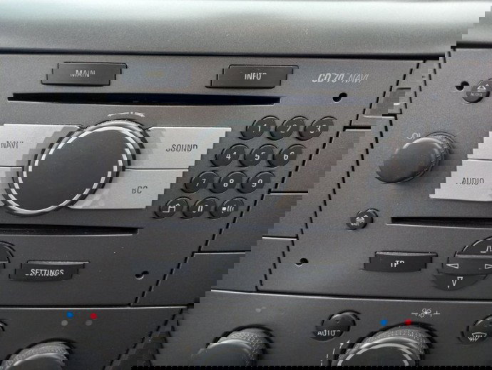 Radio CD Opel Vectra C 3.0 CDTI OEM 2003-2008