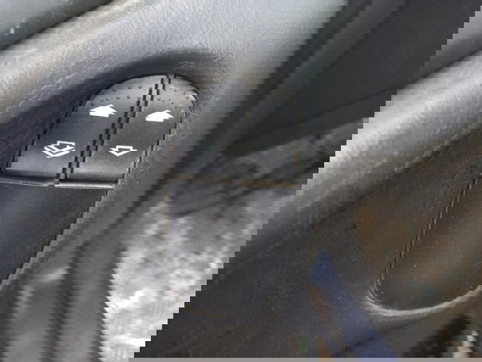 Butoane geamuri electrice sofer Ford Focus 1 1.8 TDCI OEM 1998-2005