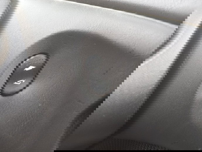 Buton geam electric dreapta fata Ford Focus 1 1.8 TDCI OEM 1998-2005