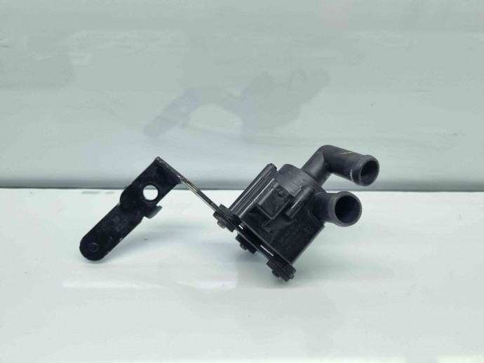 Pompa recirculare apa Audi A3 Sportback (8PA) [Fabr 2004-2013] 5N0965561 2.0 TDI CFFB 103KW / 140CP 2.0 TDI CFFB 103KW / 140CP