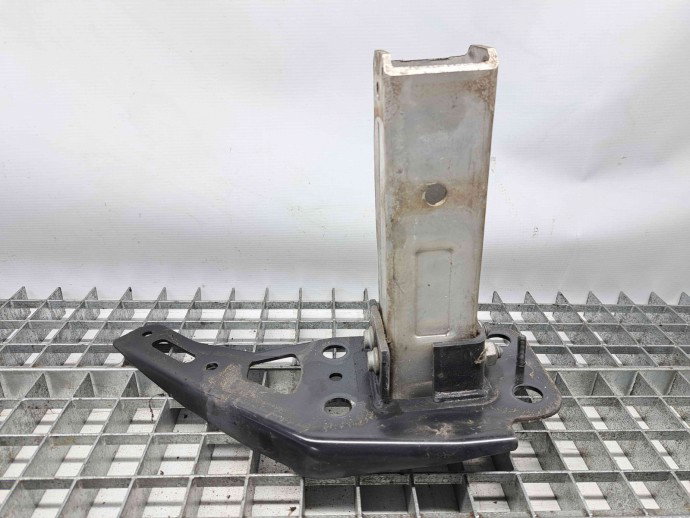 Cap lonjeron stanga Audi A6 Avant (4F5, C6) [Fabr 2005-2010] 4F0807133