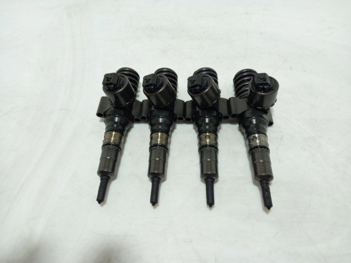 Injector Audi A6 C6 2.0 BRE 03G130073G+ 2004-2010