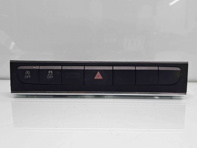  Butoane comenzi consola centrala Audi A3 Sportback (8PA) [Fabr 2004-2013] 8P0927137CG