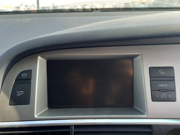 Display bord Audi A6 C6 2.0 BRE OEM 2004-2010