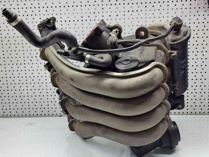 Galerie admisie Audi A4 (8E2, B6) [Fabr 2000-2004] 06B133210AJ 2.0 B ALT 