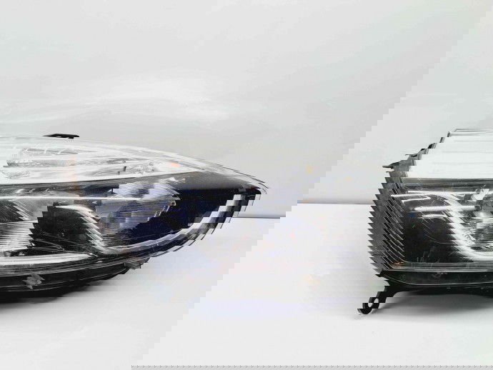  Far dreapta Renault Clio 4 [Fabr 2012-2020] 260102482R