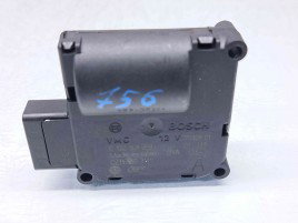 Motoras clapeta aeroterma bord Audi A6 Avant (4F5, C6) [Fabr 2005-2010] 4F0820511A