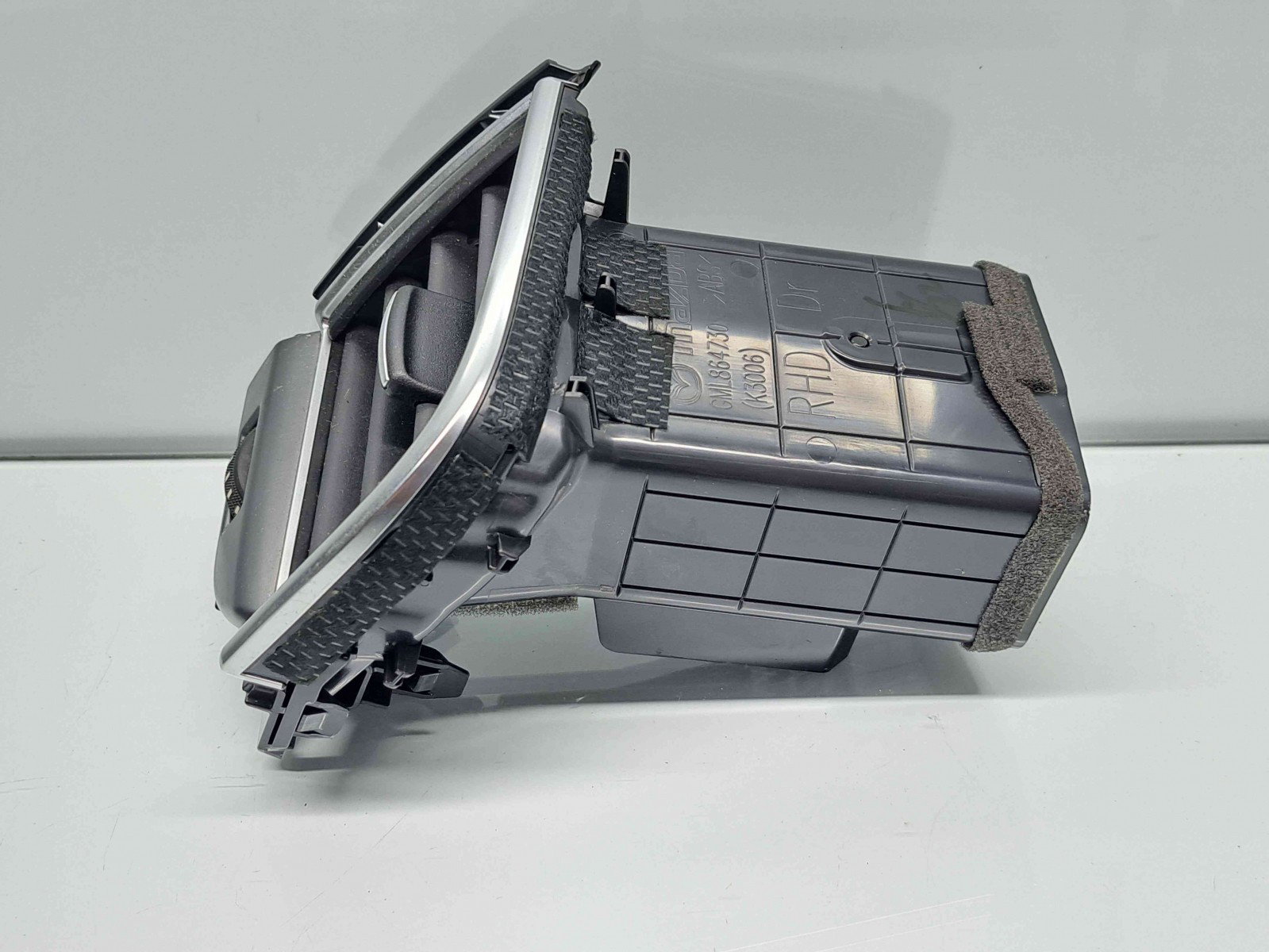 Grila aerisire dreapta MAZDA 6 (GJ1) [Fabr 2014-2021] GML864730 - imagine 2